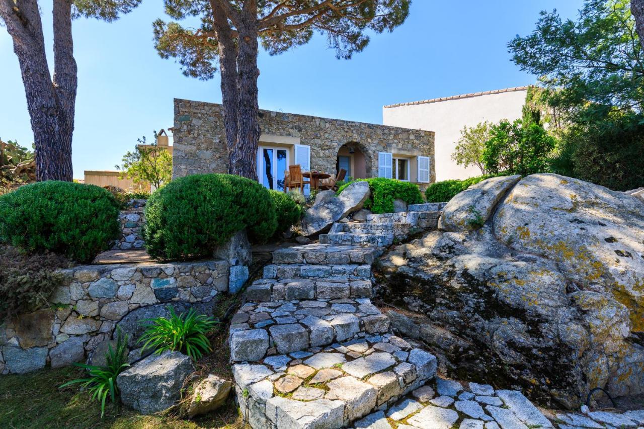 U Piazzale Villa Santa-Reparata-di-Balagna Kültér fotó